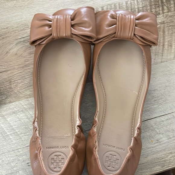 Brand new Tory Burch - Picture 3 of 3